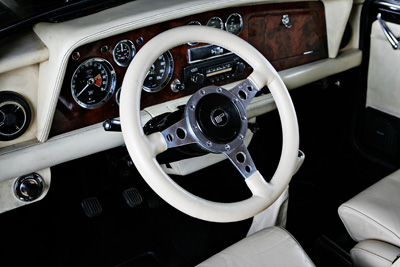 steering wheel 1